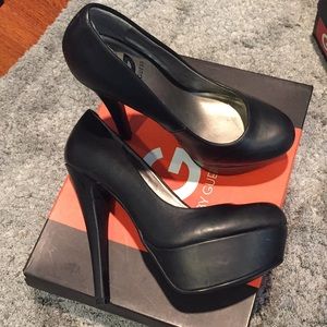 Guess pumps black 7.5 womens